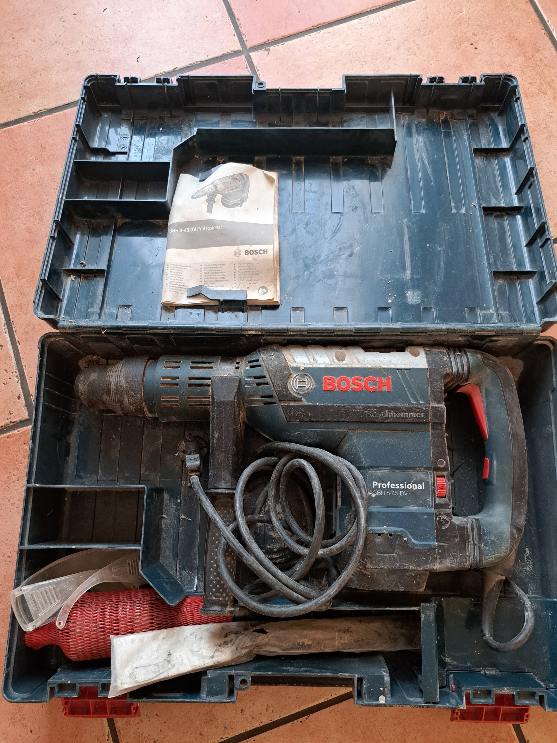 Perforateur-SDS-max-Bosch-filaire